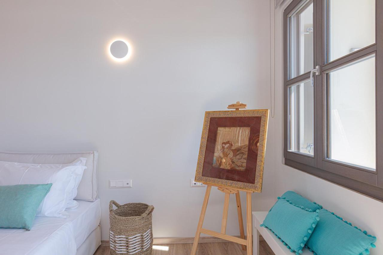 V77 Seafront Suites Ретимно Экстерьер фото