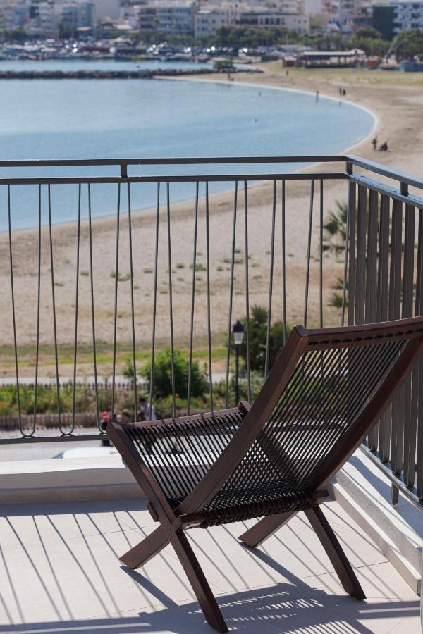 V77 Seafront Suites Ретимно Экстерьер фото